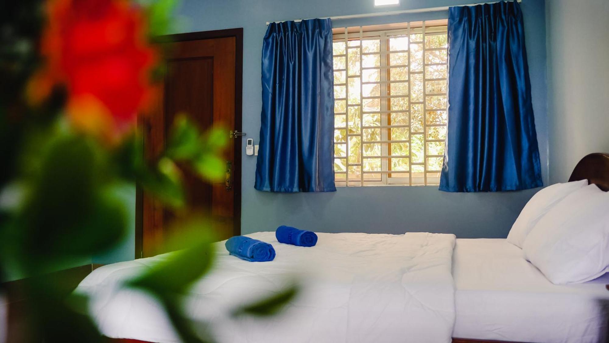 Lea'S Guesthouse And Restaurant Kampot Eksteriør bilde