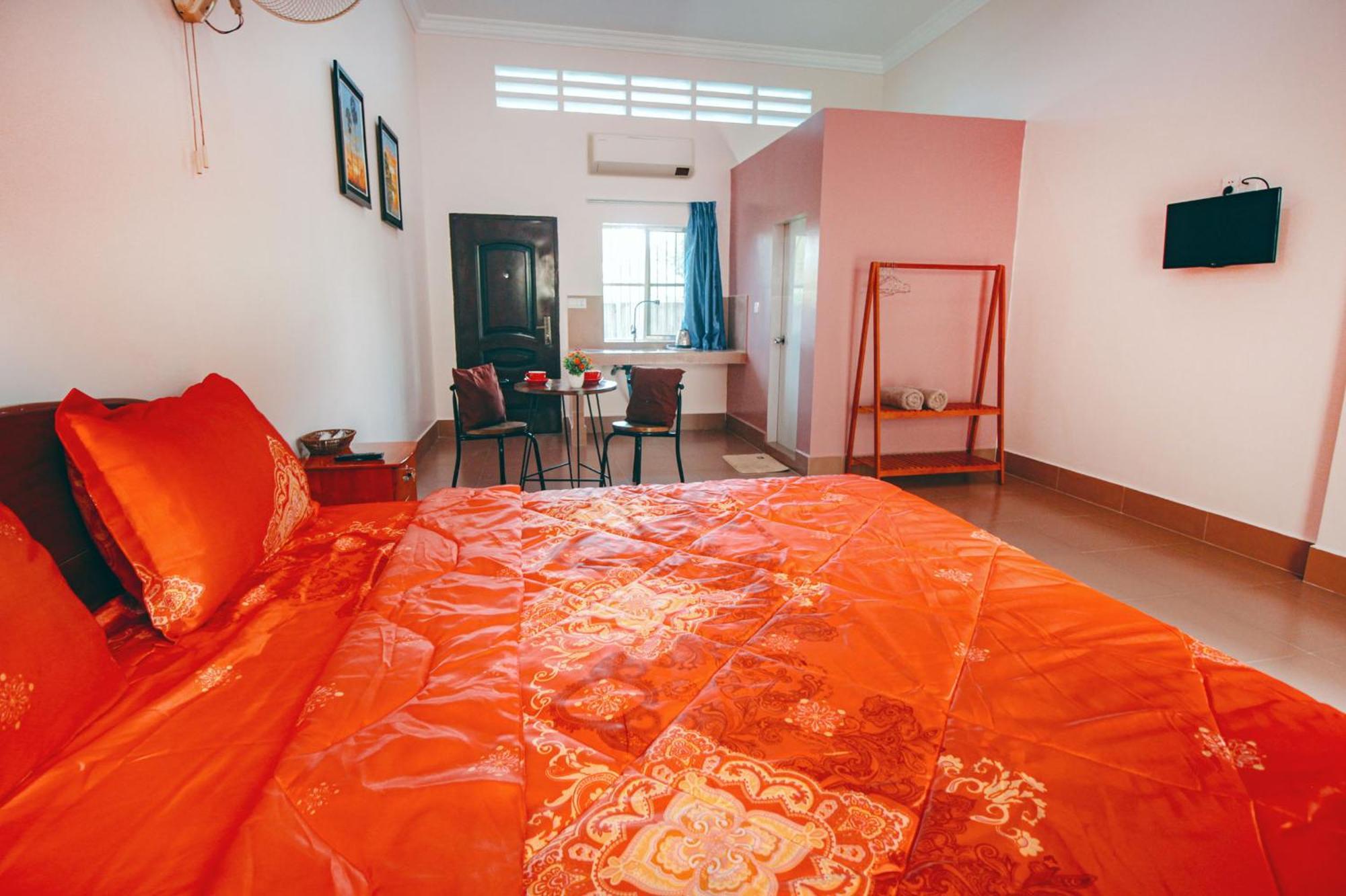 Lea'S Guesthouse And Restaurant Kampot Eksteriør bilde
